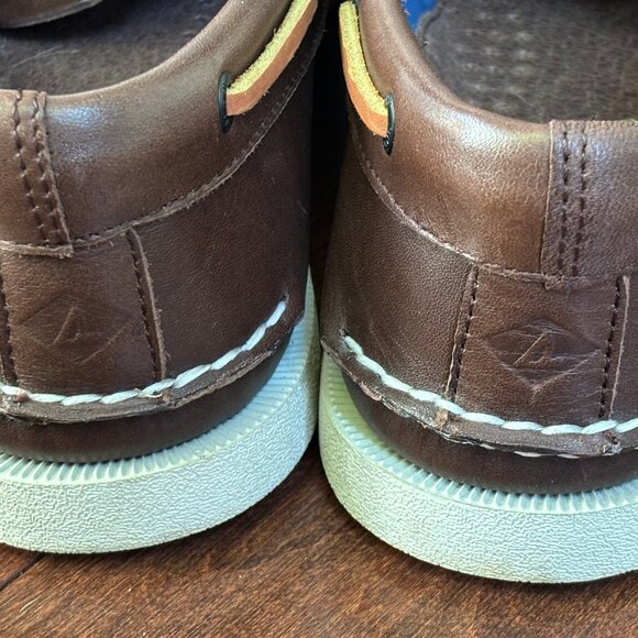 Men's Sperry Brown and White Boat Shoes, Classic Size 10 Wide, Leather, Box incl - Picture 5 of 7